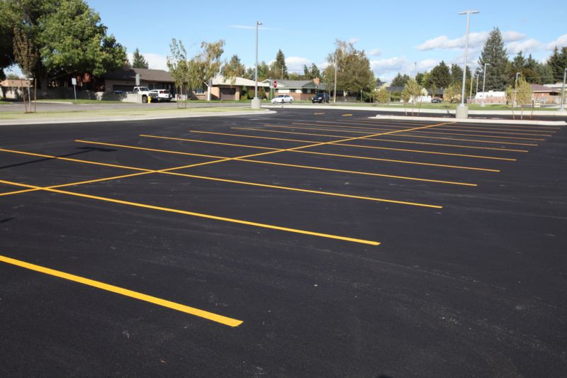 Residential Asphalt Parking Area